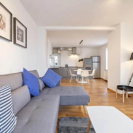 Apartman Penthouse Idealement Situe