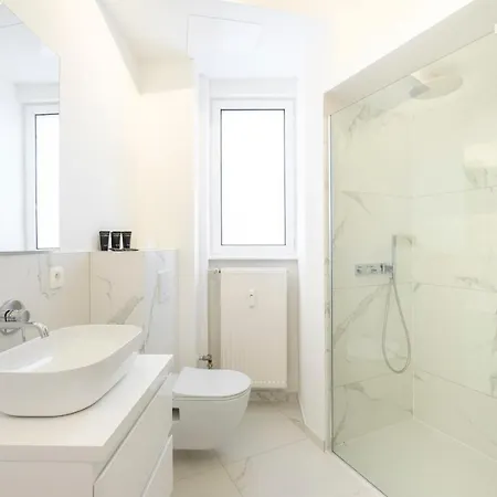 Ravissant Avec Balcon Proche Abbaye De La Cambre Et Avenue Louise Apartman *