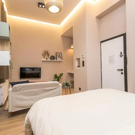 Golden Dove Luxury Aparts *