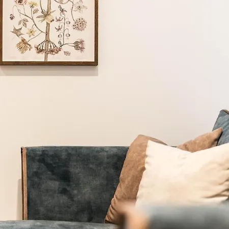 Quartier Louise דירה *