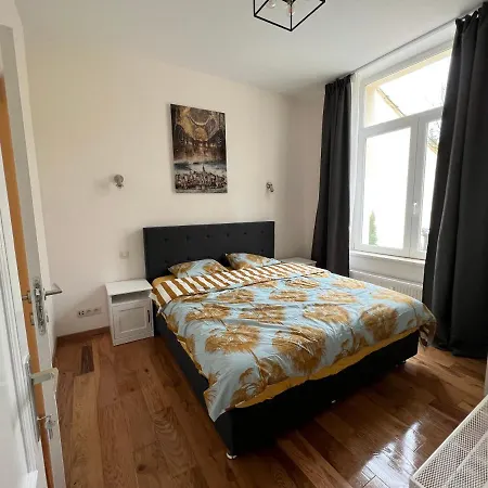 Design Europarlament With Private Terrace Bryssel