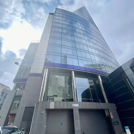 Hypercentre