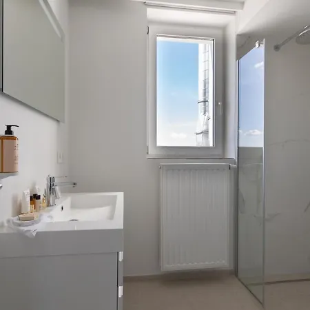 Sweett - De Brouckere *