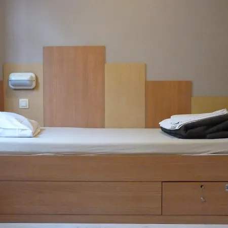Sleep Well Youth Albergue