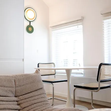 The Rose Flats Apartman *