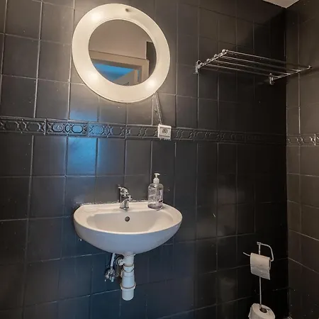 Gare Du Midi , 29 Apartment Brüssel