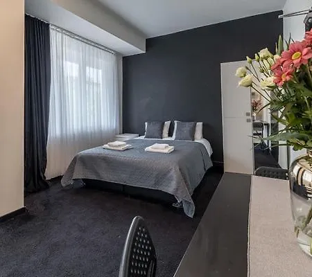 Gare Du Midi 31 Apartman