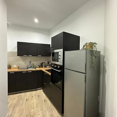 Nouveau Studio Dans Le Centre De Apartman Brüsszel