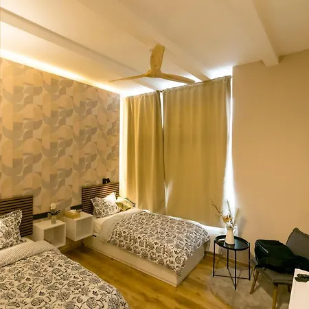 Golden Dove Luxury Aparts *