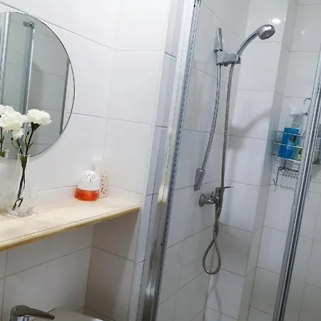 בית אירוח Cozy With Share The Bathroom And Kitchen *