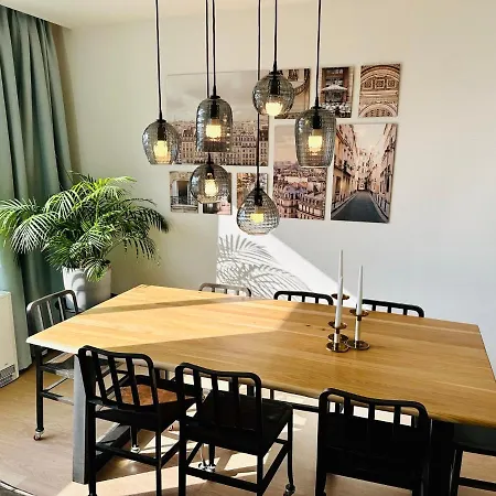 Urbanstay - Grand Place 2 Bd ブリュッセル