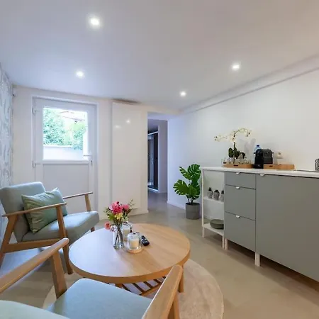 Love Green Appartement *