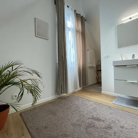 Apartment Duplex 2 *