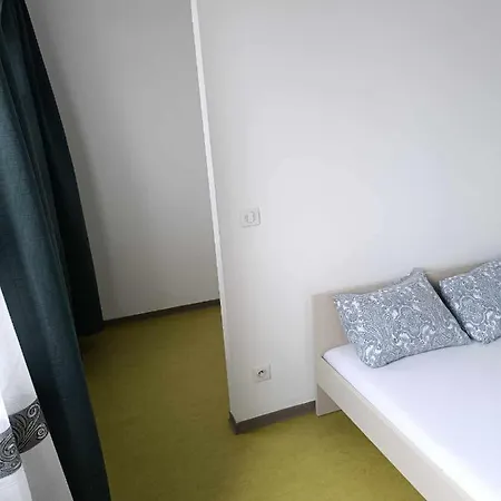 Chambre Avec Douche Prive *