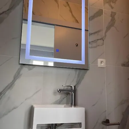Hotel La Piece *