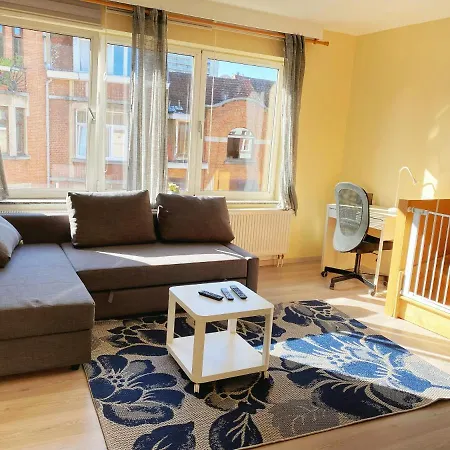 Sweet With Big Terrace Brüksel