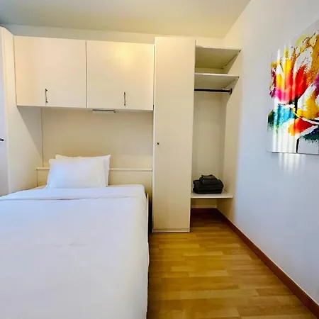 Urbanstay In Charming Sablon * Bruxelles