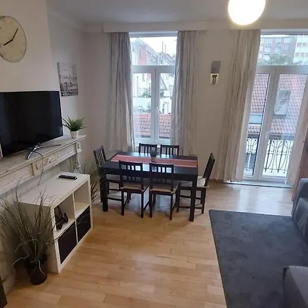 Apartamento Charming 1-bedroom *