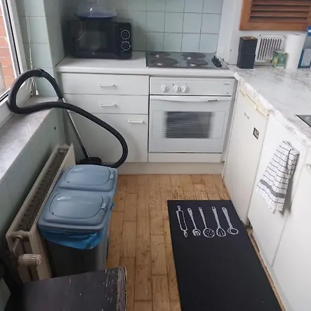 Charming 1-bedroom Apartamento