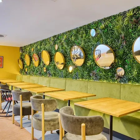 Отель Centre Louise Брюссель