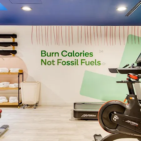 Отель Centre Louise 3*