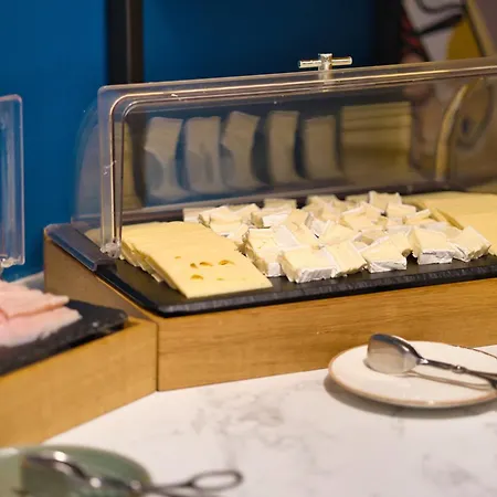 Centre Louise 3* Брюссель