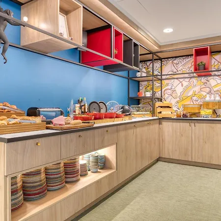 Centre Louise Отель