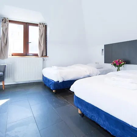 Lejlighedshotel Azimut Flathotel 3*