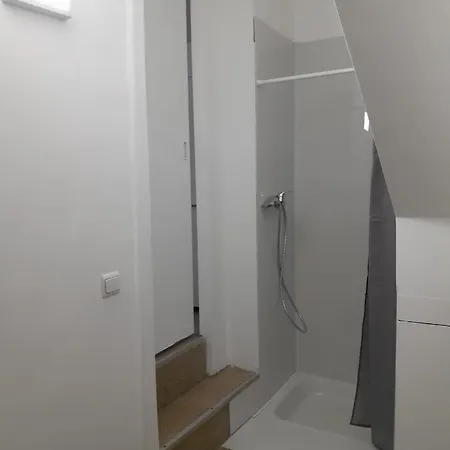 شقة The Boulevard Sleeps 4