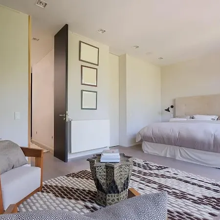 1000m2 With Indoor Pool