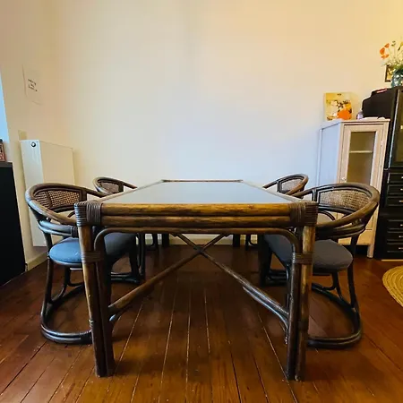 Apartment Quiet And Colorfull Flat In The Center Of Brussels