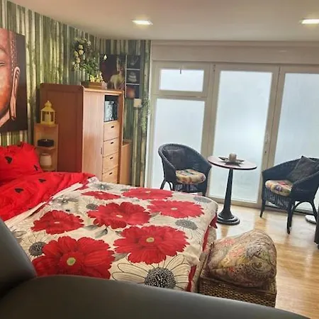 Zen Atomium Et Palais De L'exposition منزل للإقامة بروكسل