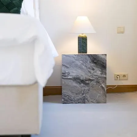 Unique Flat On The Grand Place شقة *