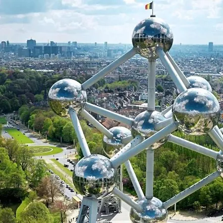 Zen Atomium Et Palais De L'exposition