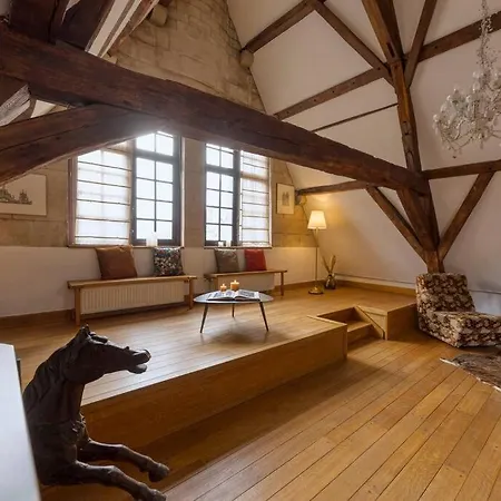 Chic Penthouse Grand-place 브뤼셀