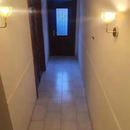 Beautiful, Renovated Fully Self Contained Pensionat *