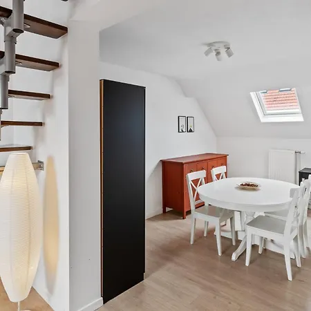 In Brussels, Lantsheere By Homenhancement Sa Appartement