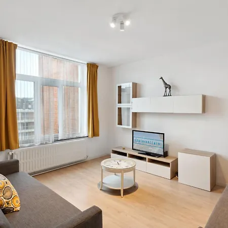 דירה In Brussels, Degroux By Homenhancement Sa *