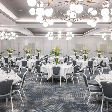 Marriott Grand Place מלון