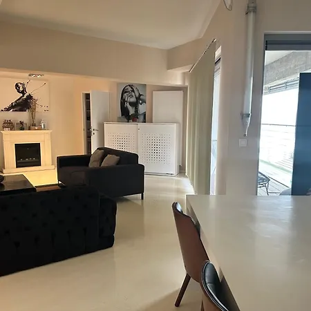 Beautiful Loft In The Center Of