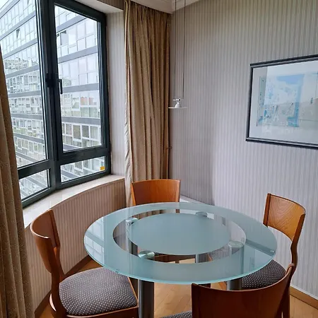 B-aparthotel Ambiorix 4*