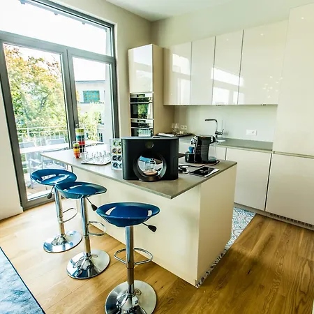 Magnifique Penthouse 3 Et Terrasse Sur L'avenue Louise * Bruksela