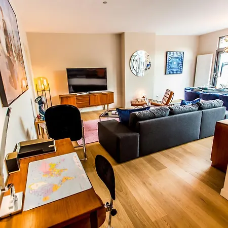 Apartament Magnifique Penthouse 3 Et Terrasse Sur L'avenue Louise Bruksela