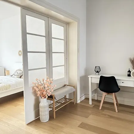 Trendy Flat In *