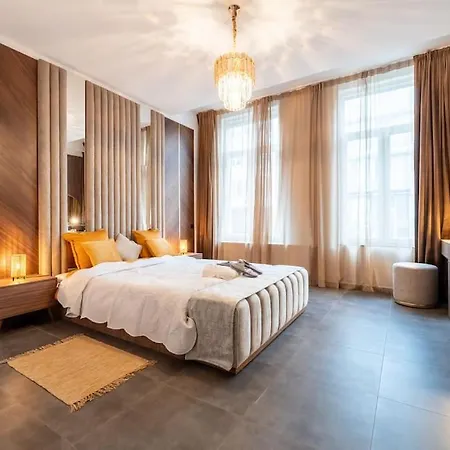 Luxueux 5 Apartment *