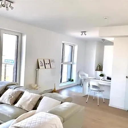 Luxury With Stunning View & Free Parking Brüssel