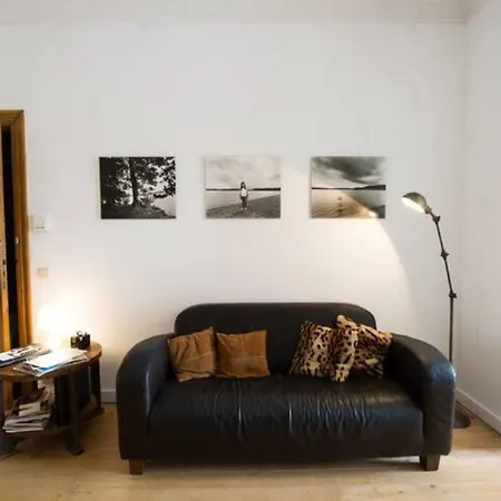 Grand D'artiste Cosy Et Proche De