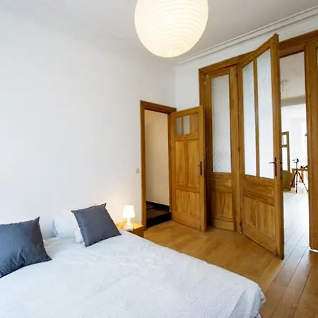 Apartment Grand D'artiste Cosy Et Proche De Brüssel