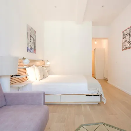 The Good Flats アパート