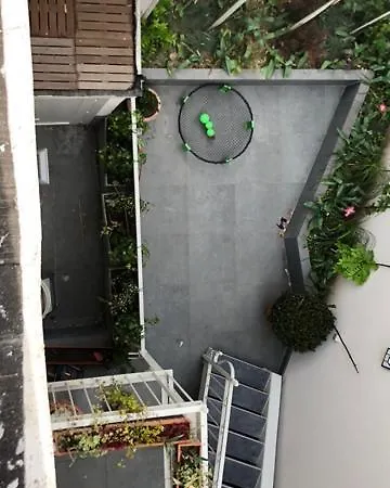 In Maison De Metre In Etterbeek Bruxelles